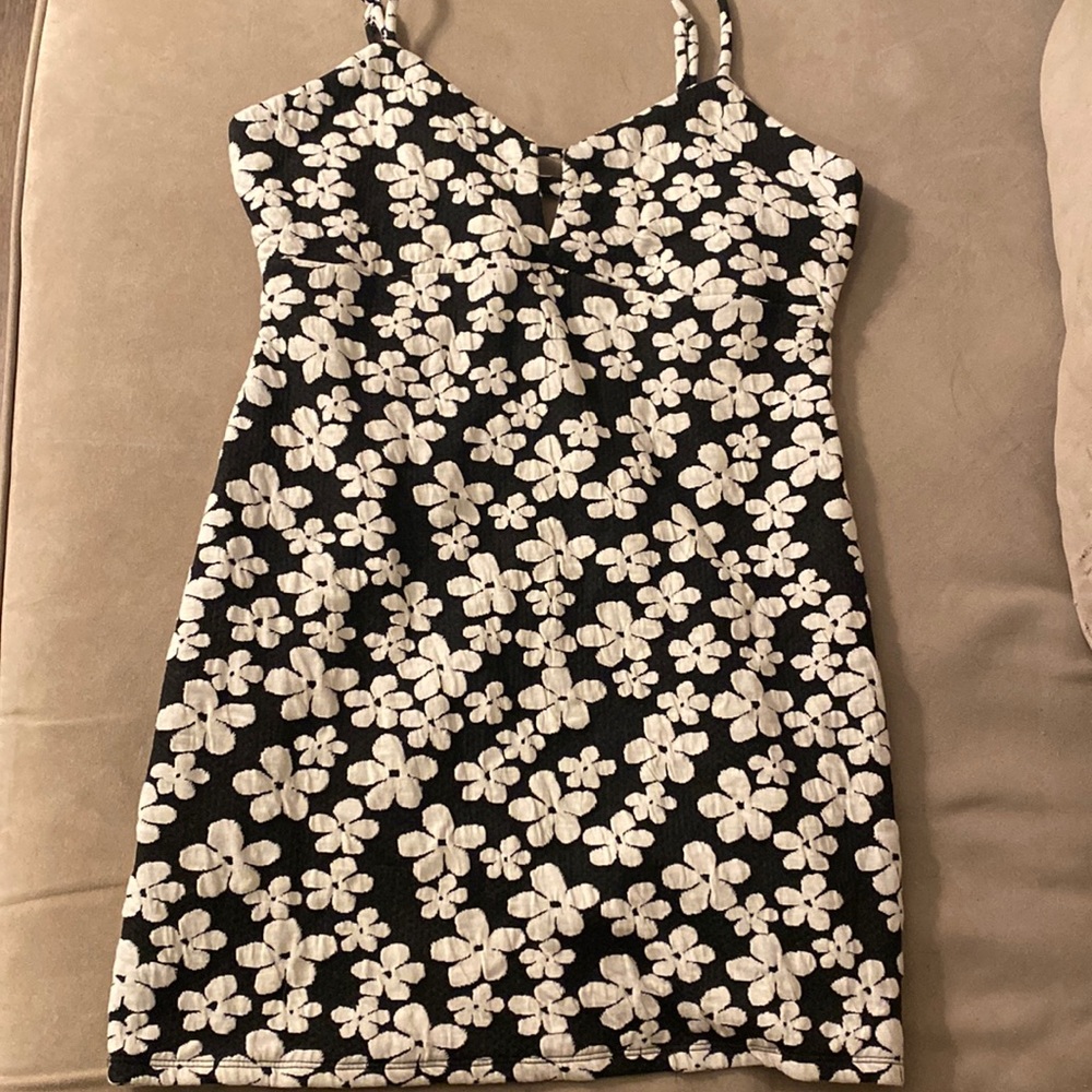 Never worn target dress retro print